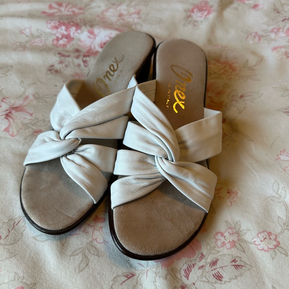 Onex Women's White Sail Sandals